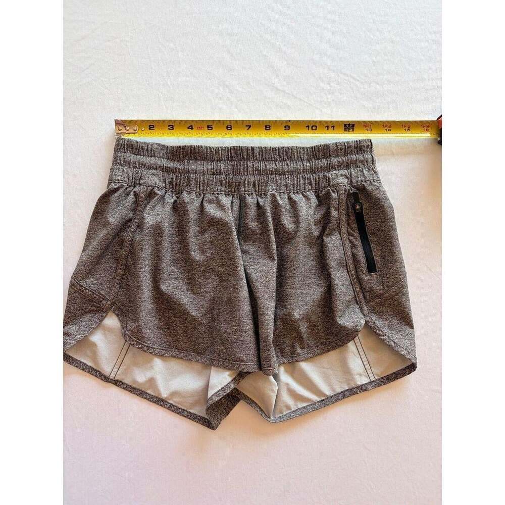 Lululemon Women's Grey and White Shorts